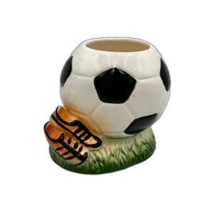 Vaso in Ceramica Vintage Stile Kitsch a Forma di Pallone da Calcio e Scarpe da Calcio per Decorazione Cameretta Bambini - Product Image 1