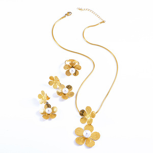 Ensemble de bijoux classique de luxe en acier inoxydable, cinq pétales, personnalisé, pour femmes, fiançailles, mariage, fête, <span class=keywords><strong>collier</strong></span> tendance tout-aller - Product Image 5