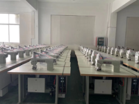 Nouvelle machine à coudre ultrasonique à lit plat d'usine chinoise pour usage domestique, sacs non tissés, masques en PVC, pompe à engrenages automatique, roulement
