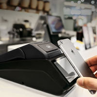 Terminal pos de mano para llevar móvil inteligente Android 12 con lector NFC Pantalla de 5,5 pulgadas con sistema POS de ticket