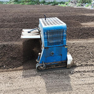 เครื่องเทอร์เนอร์ปุ๋ยหมักพร้อมถังเก็บน้ำเครื่องทำปุ๋ยหมักแบบตีนตะขาบ<span class=keywords><strong>ปุ๋ย</strong></span>อินทรีย์ - Product Image 2