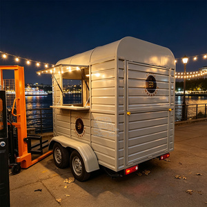 Food Truck sur Mesure Multi-Cuisinières : Remorque de Cuisine Mobile Unique à Quatre Brûleurs - Product Image 2