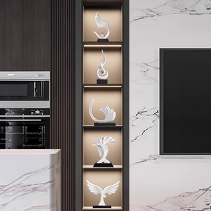 Décoration de meuble à vin en résine de luxe léger avec ornements Feng Shui abstraits modernes 'Vent et Eau en Harmonie' attirant l'argent - Product Image 3
