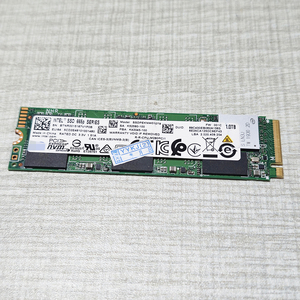 ขายส่ง SSD มือสอง ราคาถูก ประสิทธิภาพสูง PCIE สำหรับแล็ปท็อปและเดสก์ท็อป M.2 ความจุ 1TB แบบ NVMe - Product Image 1