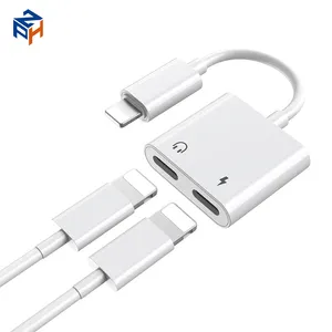 Kabel Konverter 2 In 1 untuk Ponsel, Mendengarkan dan Konektor Pengisian untuk iPhone 7 8 X XR, Kabel Lightning Ke Adaptor 3.5Mm