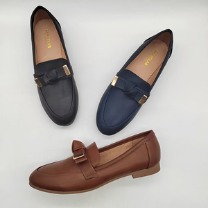 Scarpe basse basse Casual da donna eleganti all'ingrosso in pelle sintetica - Product Image 4