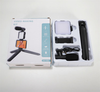 Mini trépied télécommandé AY-49C avec microphone et lumière LED, kit pour YouTuber, vidéo pour diffusion en direct sur smartphone