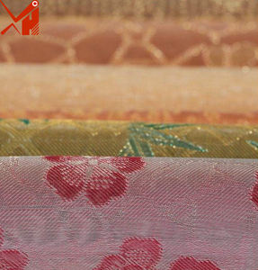 Revestimiento de Pared Tejido Metálico Floral - Tela Metálica Texturizada Personalizada para Arquitectura de Interiores de Lujo y Espacios Opulentos - Product Image 1