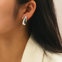 Boucles d'oreilles créoles épaisses étanches pour femmes boucles d'oreilles Dupes goutte d'eau légère hypoallergénique boucles d'oreilles en or bijoux de mode