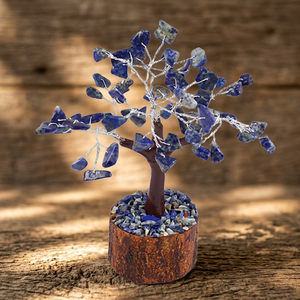 Décorations d'arbre en pierres précieuses de cristal, 60 pièces, faites à la main, Feng Shui, décoration d'intérieur, copeaux de pierre bleue, base en bois, provenance Gujarat - Product Image 4