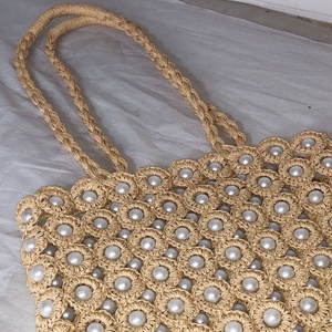 Nuova Borsa a Spalla Artigianale in Macramè con Perle e Paglia di Carta, Design Esclusivo 2026, Ideale per Vacanze Estive al Mare - Product Image 3