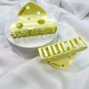Pinza para el pelo con forma de queso Chasesun, amarillo claro, 10 cm, pinza acrílica para uso diario de las mujeres - Product Image 4