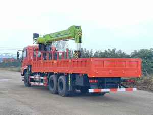 Camión Grúa Telescópica Zoomlion de 14 Toneladas con Engranajes y Bomba de Alta Eficiencia para Trabajos de Construcción de Puentes y Servicios Públicos - Product Image 6