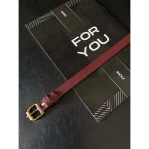 Cinturón Delgado para Mujer con Hebilla Cuadrada de Cobre, Estilo Casual, de Cuero PU para Uso Diario - Product Image 1