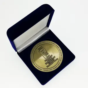 Manufacturer Custom Ice Hockey Sport Souvenir medal Coin with Velour Gift box