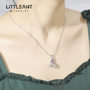 Fine Silver Tone Cristal <span class=keywords><strong>Patin</strong></span> À <span class=keywords><strong>Glace</strong></span> Pendentif Collier Multicolore Zircon Non Fading Patinage À Roulettes Collier <span class=keywords><strong>Pour</strong></span> Adolescents Filles Cadeau - Product Image 3
