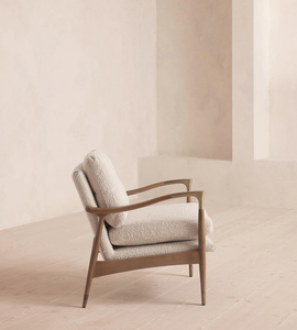 كرسي بذراعين من قماش ثيودور بتصميم منتصف القرن الفاخر المفضل لغرفة المعيشة - Product Image 4