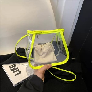 <span class=keywords><strong>Sac</strong></span> à bandoulière transparent en PVC brillant pour adolescentes, pochette mignonne, approuvé pour les stades, concerts, événements sportifs et festivals, avec fermeture éclair et une seule sangle - Product Image 3
