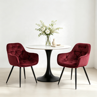Fauteuil d'appoint capitonné haut de gamme en velours avec pieds en métal noir pour la maison et l'appartement