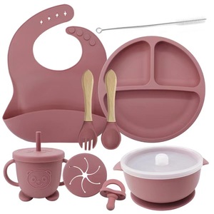 Ensemble d'alimentation pour bébé en silicone mignon avec bol, bavoir et <span class=keywords><strong>assiette</strong></span> – Ustensiles et accessoires de sevrage pour tout-petits - Product Image 3