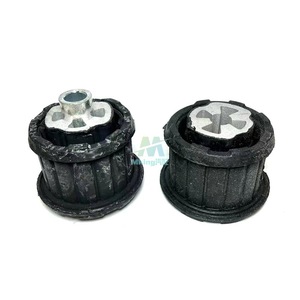 ยางรองแท่นเครื่อง Cadillac Srx 15870838 15870839 บูชเพลาหน้าสำหรับระบบกันสะเทือนแบบไม่แยกอิสระ - Product Image 1