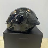 Nouveau casque intégral de moto noir brillant avec grande aile arrière - Coque de sécurité pour homme/femme - Visière anti-buée - Résistant aux chocs - Tout usage