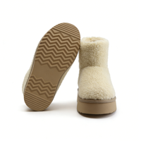 Bottes de neige en fausse fourrure crème pour femmes, design entièrement en peluche, logo personnalisé OEM disponible en gros