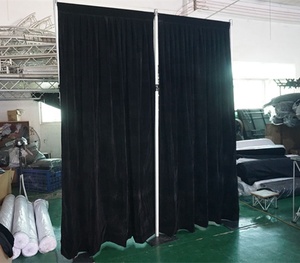 Kit de rideaux de fond réglables en tuyaux et draperies de 1,80 m à 6,10 m pour salons professionnels et mariages - Product Image 5