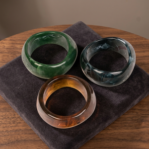 Joyería de Moda, Estatua de Resina Ecológica Hecha a Mano en India para Mujeres y Niñas, Estilo Clásico de Año Nuevo - Product Image 5