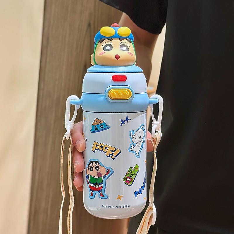 Crayon Shin-chan - สีฟ้า