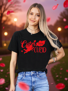 T-Shirt Casual da Donna con Collo Tondo, Stampa Cuore di Cupido per San Valentino, Manica Corta, 100% Cotone Jersey, Vestibilità Regolare - Product Image 2