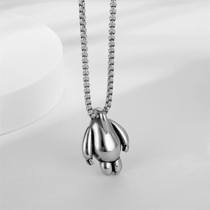 Collar con Colgante de Cadena de Eslabones de Acero Inoxidable Personalizado de Fábrica con Personajes de Dibujos Animados e Imitación de Perlas, Ideal para Regalo de Aniversario o Fiesta - Product Image 2