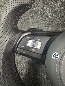 Per <span class=keywords><strong>Volkswagen</strong></span> volante <span class=keywords><strong>CC</strong></span> MAGOTAN Golf 6 7 MK7 MK6 Lamando Passat GTl Tiguan volanti in pelle - Product Image 3