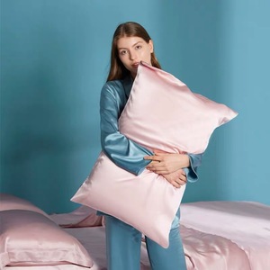 Nouveau 25mm de la plus haute qualité en soie de mûrier pure taie d'oreiller de luxe non toxique écologique personnalisable avec logo brodé - Product Image 2