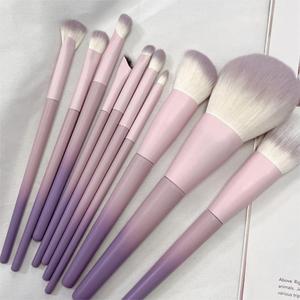 Ensemble de 10 pinceaux de maquillage de voyage portables, poils synthétiques, pinceaux pour le visage, avec sac de rangement pour la beauté - Product Image 3