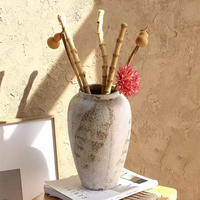 Ornements décoratifs en poterie rustique, arrangement floral, décoration intérieure, style moderne farmhouse, vase en céramique fait main, écologique, pour table