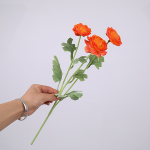 Flores Artificiales de Loto y Camelia de Tres Cabezas Pequeñas, Decoración Suave para el Hogar, Técnica de Flocado para Bodas, Material de Seda - Product Image 4