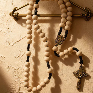 <span class=keywords><strong>Rosario</strong></span> in Legno con Croce Sacra, Accessorio Spirituale Cattolico - Product Image 4