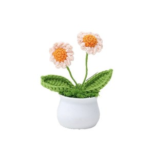 Bouquet di Rose Mini Carine all'Ingrosso, Decorazione da Scrivania per il Supporto Emotivo, Giocattolo Fatto a Mano all'Uncinetto in Vaso per Casa e Ufficio - Product Image 6