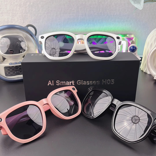 WiFi Transmission Smart Glasses with Phone Translation Design Sunglasses for Artificial Intelligence Photos and Videos Taking