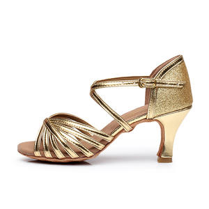 Chaussures <span class=keywords><strong>de</strong></span> <span class=keywords><strong>danse</strong></span> fantaisie à semelle souple et à talon haut pour femmes italiennes sexy Chaussures <span class=keywords><strong>de</strong></span> <span class=keywords><strong>danse</strong></span> latine en satin à talon haut pour femmes - Product Image 4