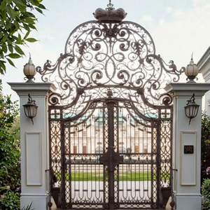 Puerta de Hierro de Estilo Europeo Qifan con Diseño Ornamental para Uso Exterior, Tipo Batiente, Superficie con Recubrimiento en Polvo, Construcción Duradera - Product Image 3