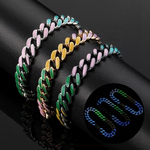 Pulsera de eslabones cubanos de acero inoxidable para hombre, brazalete de esmalte estilo hip hop <span class=keywords><strong>miami</strong></span>, brilla en la oscuridad, 10mm - Product Image 2