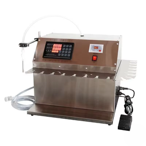 Machine de remplissage de sacs semi-automatique 6-12, adaptée pour le remplissage d'eau et de boissons gazeuses - Product Image 2
