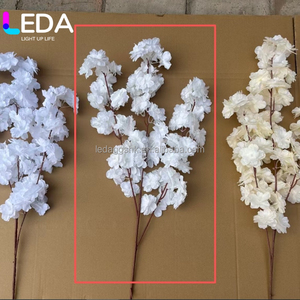 Árbol de Flores de Cerezo Artificial LEDA, Blanco, 8 Pies de Altura, Simulación de Plástico, Decoración para Bodas, Pieza Única - Product Image 2