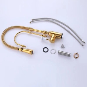 <span class=keywords><strong>Robinet</strong></span> de <span class=keywords><strong>cuisine</strong></span> à tirette de luxe en laiton, pulvérisateur à finition dorée, <span class=keywords><strong>robinet</strong></span> d'évier à montage sur pont chaud et froid - Product Image 6