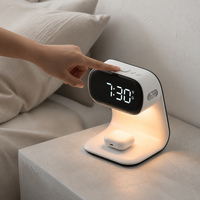 Lámpara de Mesa Moderna con Cargador Inalámbrico, Luz Nocturna LED Digital Regulable, para Dormitorio, Mesita de Noche, con Función de Reposo, para Cargar el Teléfono, Decoración de Hotel