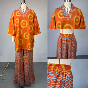 Tenues de mode pour femmes : <span class=keywords><strong>Ensemble</strong></span> deux pièces avec chemisier à manches chauve-souris et col en V imprimé et <span class=keywords><strong>pantalon</strong></span> droit – Vêtements africains - Product Image 5