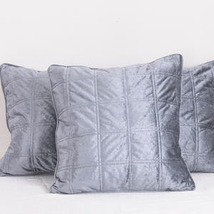 Venta al por mayor de estilo nórdico italiano acolchado aire acondicionado manta de terciopelo para <span class=keywords><strong>cama</strong></span> de dormir - Product Image 4