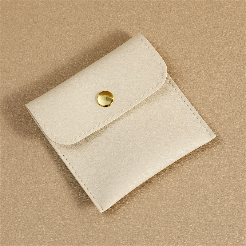 pochette beige